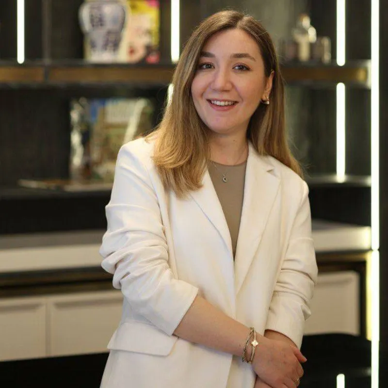 Ezgi Uz Orta
